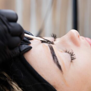 brow wax and tint leeds