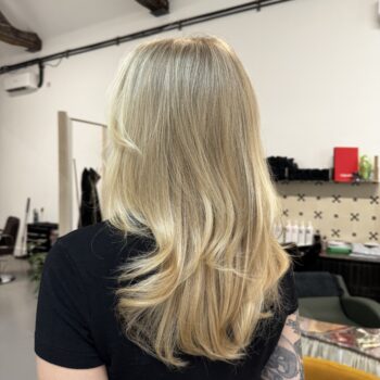 leeds blonde hair stylist balayage