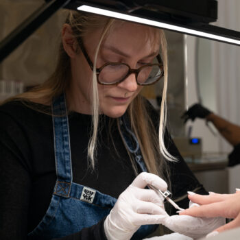 leeds nail tech