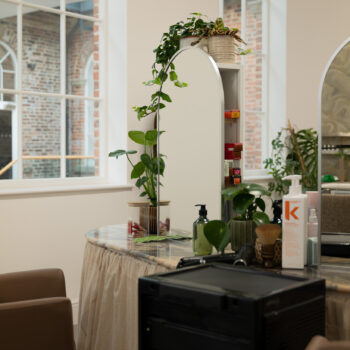 Leeds city centre beauty hair nails pmu salon studio